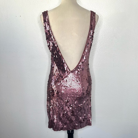 FREE PEOPLE Intimately Sequined Mini Dress Deep V Low Back Rose Size Small - Picture 7 of 15